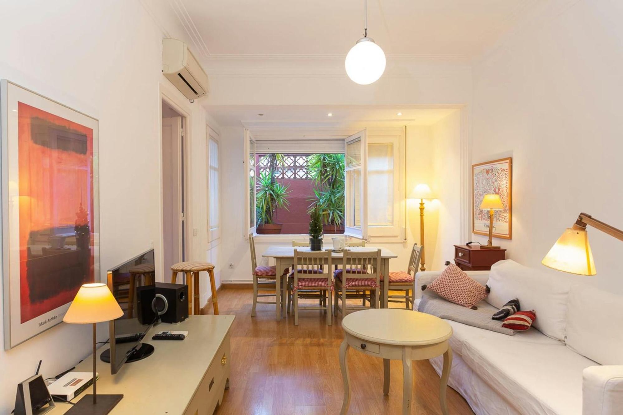 Fantastic Apartment Near Placa Francesc Macia In L'Eixample Esquerra Barcelona Eksteriør bilde